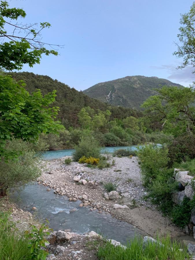 Le Long Du Verdon Castellane Exterior foto